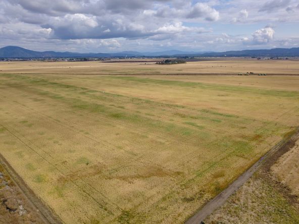 NW Corner Hayden Ave and HWY 41 North 1/2: NWC Hayden Ave & Hwy 41 North 1/2, Rathdrum, ID 83858